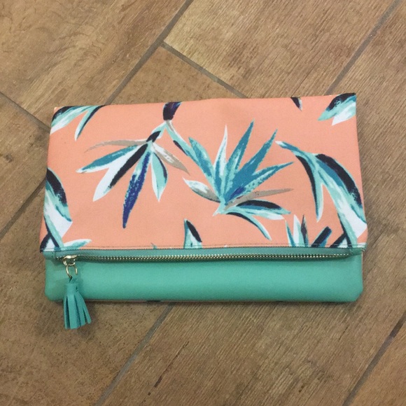 Rachel Pally Handbags - Like new condition Rachel Pally clutch